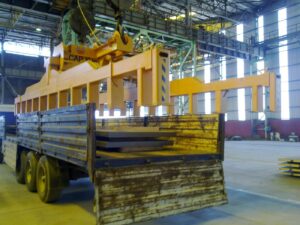 Sheet lifter, telescopic sheet lifter, sheet pack lifter, sheet metal tong, telescopic sheet metal tong, pallet tong, sheet lifter, telescope sheet lifter, tongs for sheet metals, sheet plate tongs, Lifting & Handling Equipment, LOAD HANDLING DEVICES