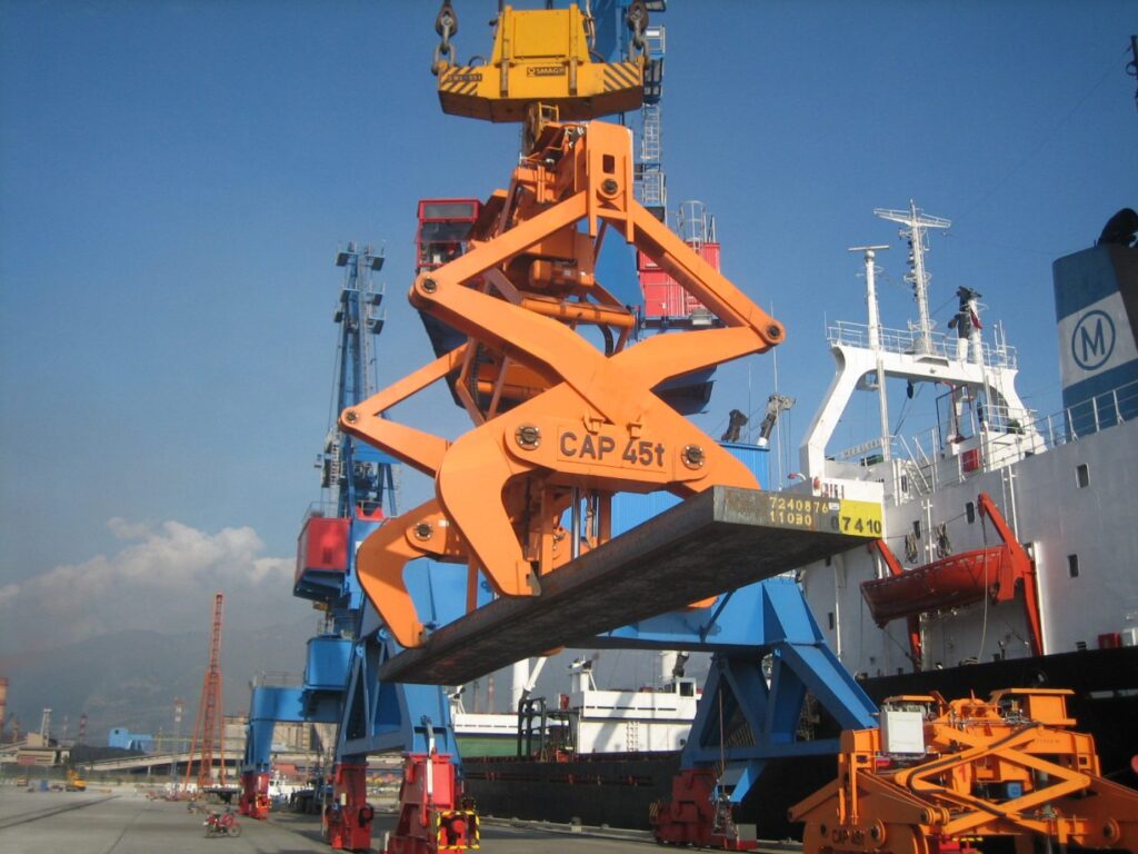 Brammenzange, Doppelbrammenzange, Doppel-Brammenzange, Blockzange, Doppelblockzange, Barrenzange, Alublockzange, Brammen-Wendezange, Küppelzange, Lastaufnahmemittel