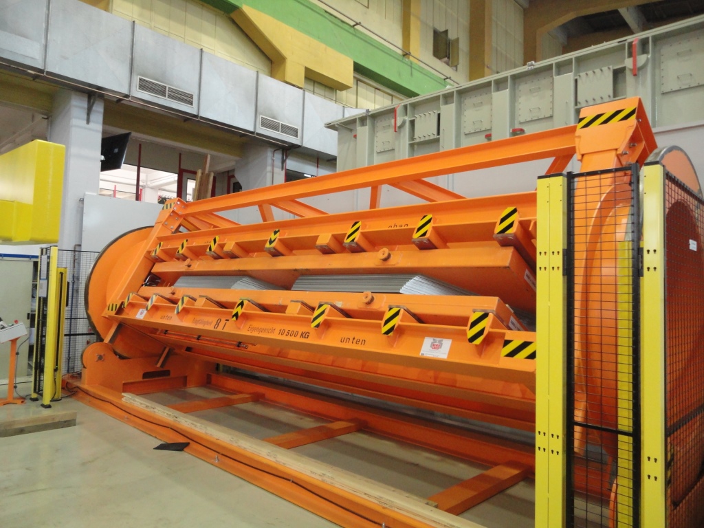 Kipptisch, Wendeeinrichtung, Wendetisch, Platinenwendetisch, Coilwendeinichtung, Rundling-Wendeeinrichtung, Wendegerät, Werkzeugwender, Lastaufnahmemittel