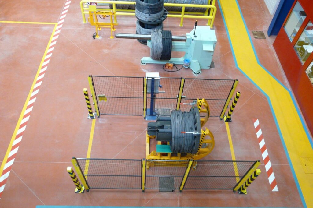 Kipptisch, Wendeeinrichtung, Wendetisch, Platinenwendetisch, Coilwendeinichtung, Rundling-Wendeeinrichtung, Wendegerät, Werkzeugwender, Lastaufnahmemittel