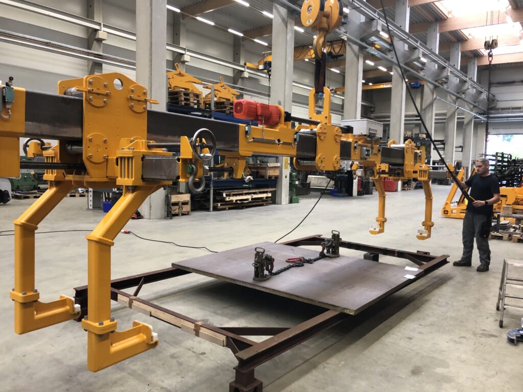 Traverse, H-Traverse, Sondertraverse, Auslegertraverse, Hebetraverse