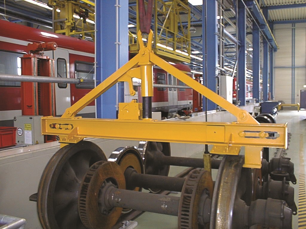 Greifer, Hebegreifer, Krangreifer, Innengreifer, Außengreifer, Rundmaterialgreifer, Spulengreifer, Konvektorscheibengreifer, Lastaufnahmemittel